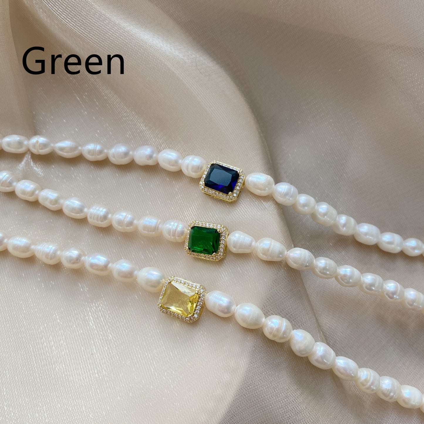 Female freshwater pearl gem necklace