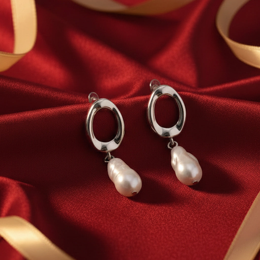 Geometric Circular Design Water Pearl Earrings